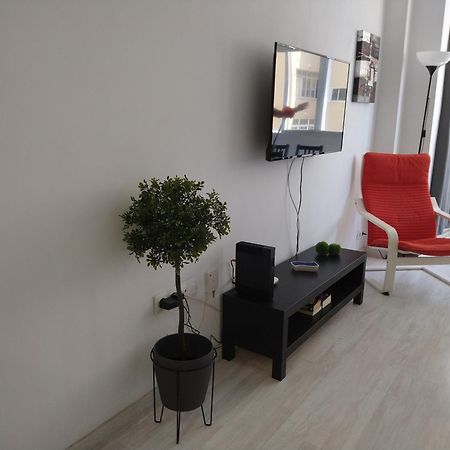 Amplio Estudio,Vista Mar Y Montana, A Pasos Del Centro Torremolinos Exterior foto