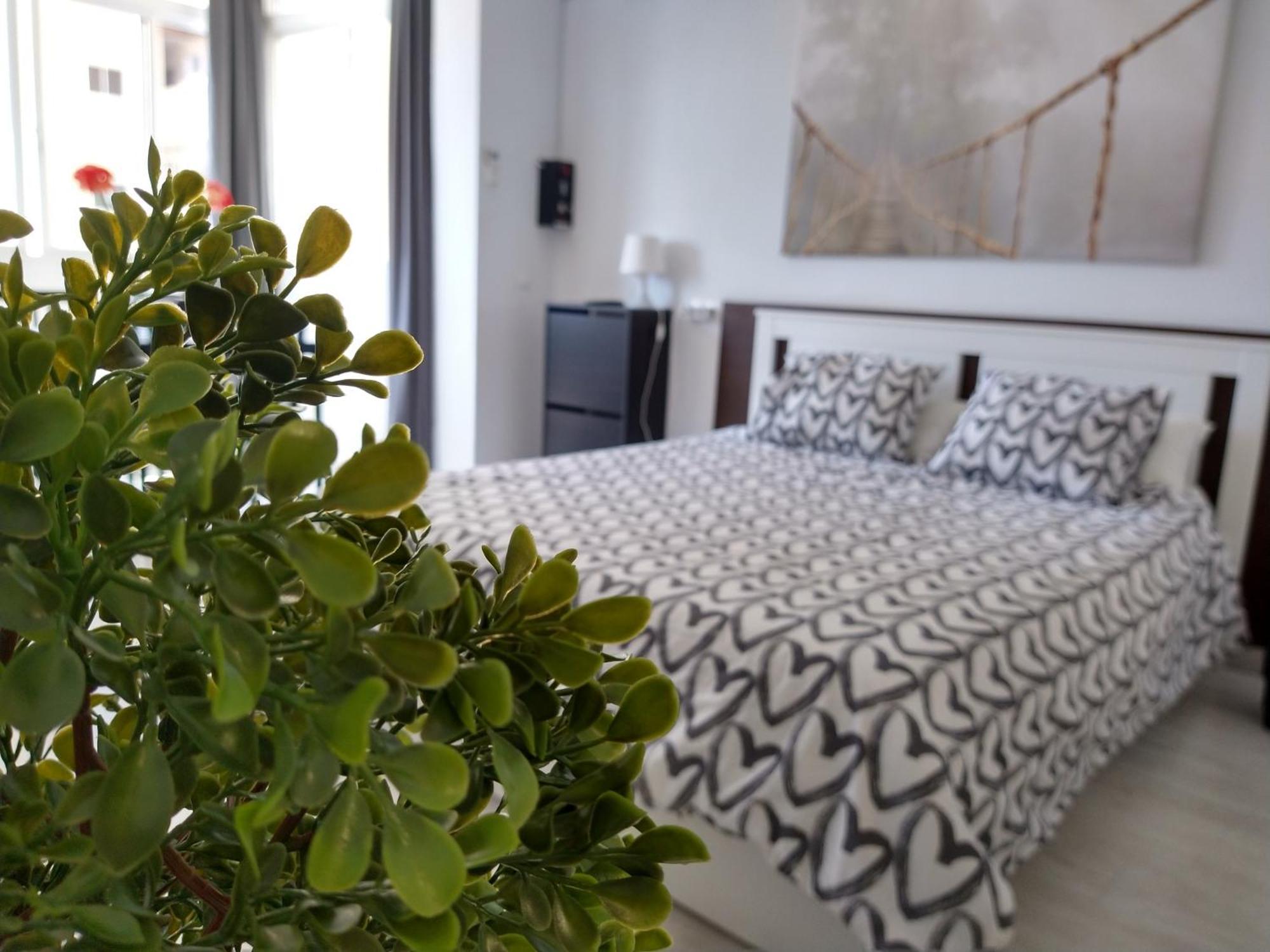 Amplio Estudio,Vista Mar Y Montana, A Pasos Del Centro Torremolinos Exterior foto