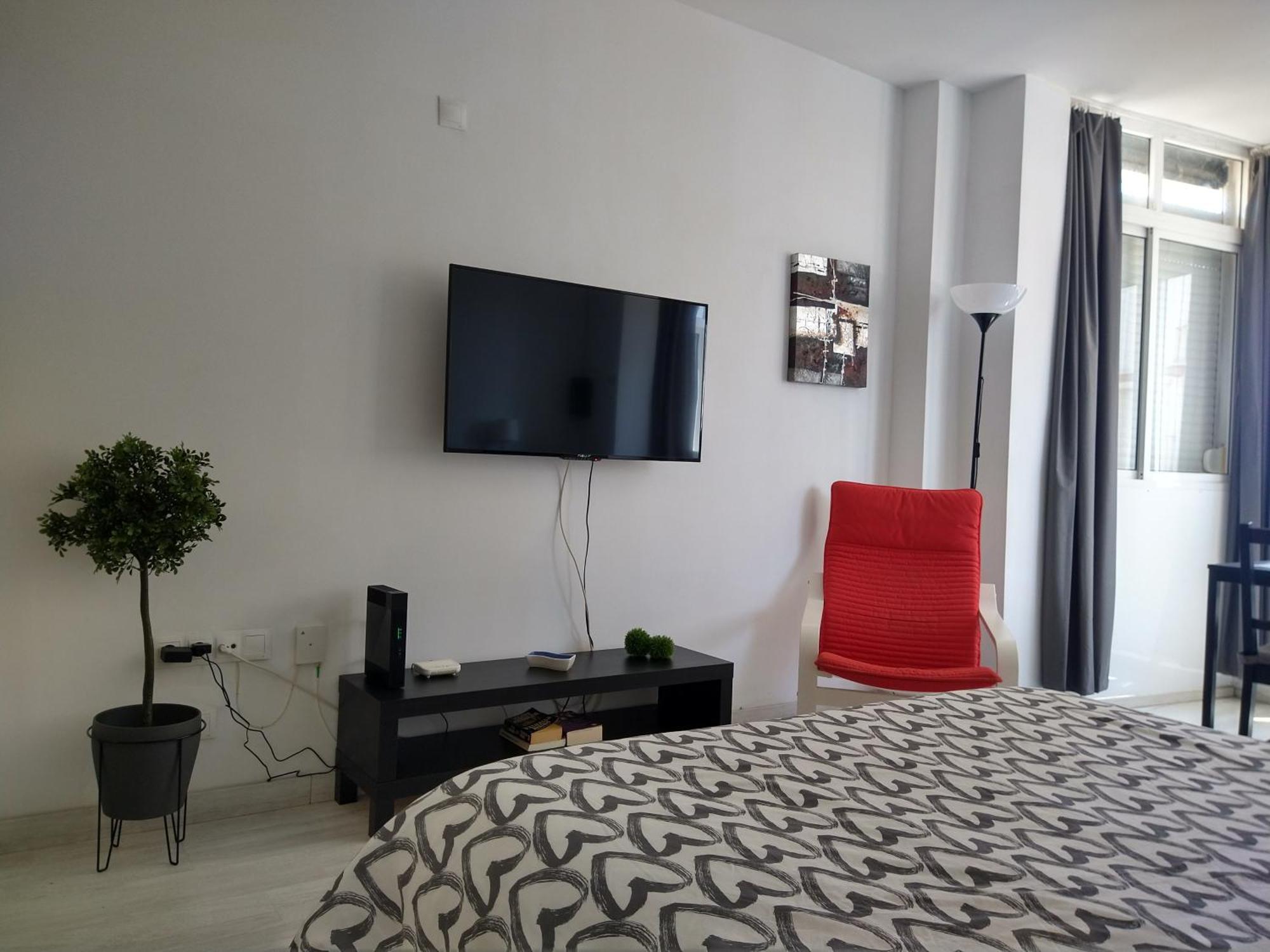 Amplio Estudio,Vista Mar Y Montana, A Pasos Del Centro Torremolinos Zimmer foto